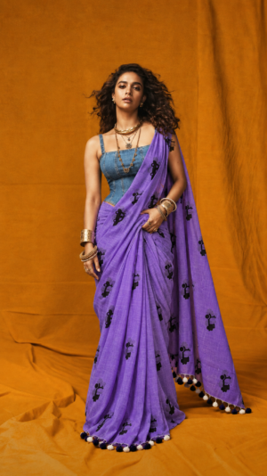 The Vintage Ride – Car & Scooter Printed Cotton Saree